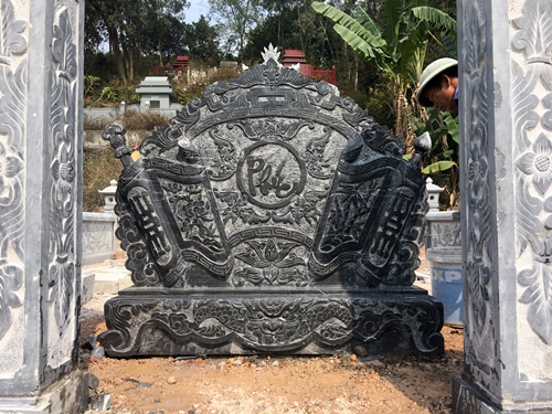 Bình phong khu lăng mộ