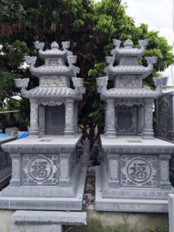 Mộ ba mái đá