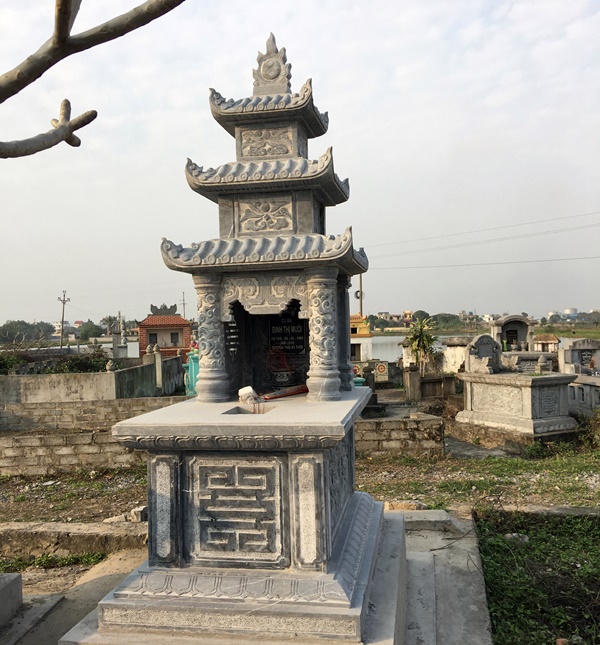 Mộ 3 mái che
