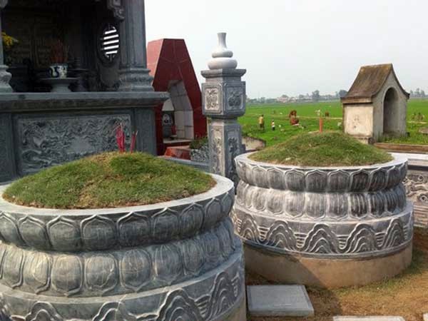 Mộ tròn bằng đá
