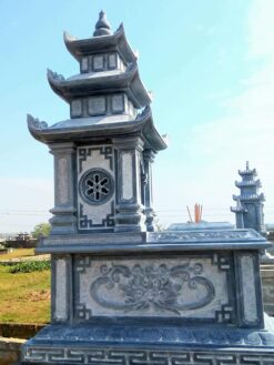 mộ đá ba mái