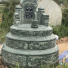 mộ tròn bằng đá xanh rêu