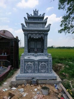 Mộ đá đôi HT 22
